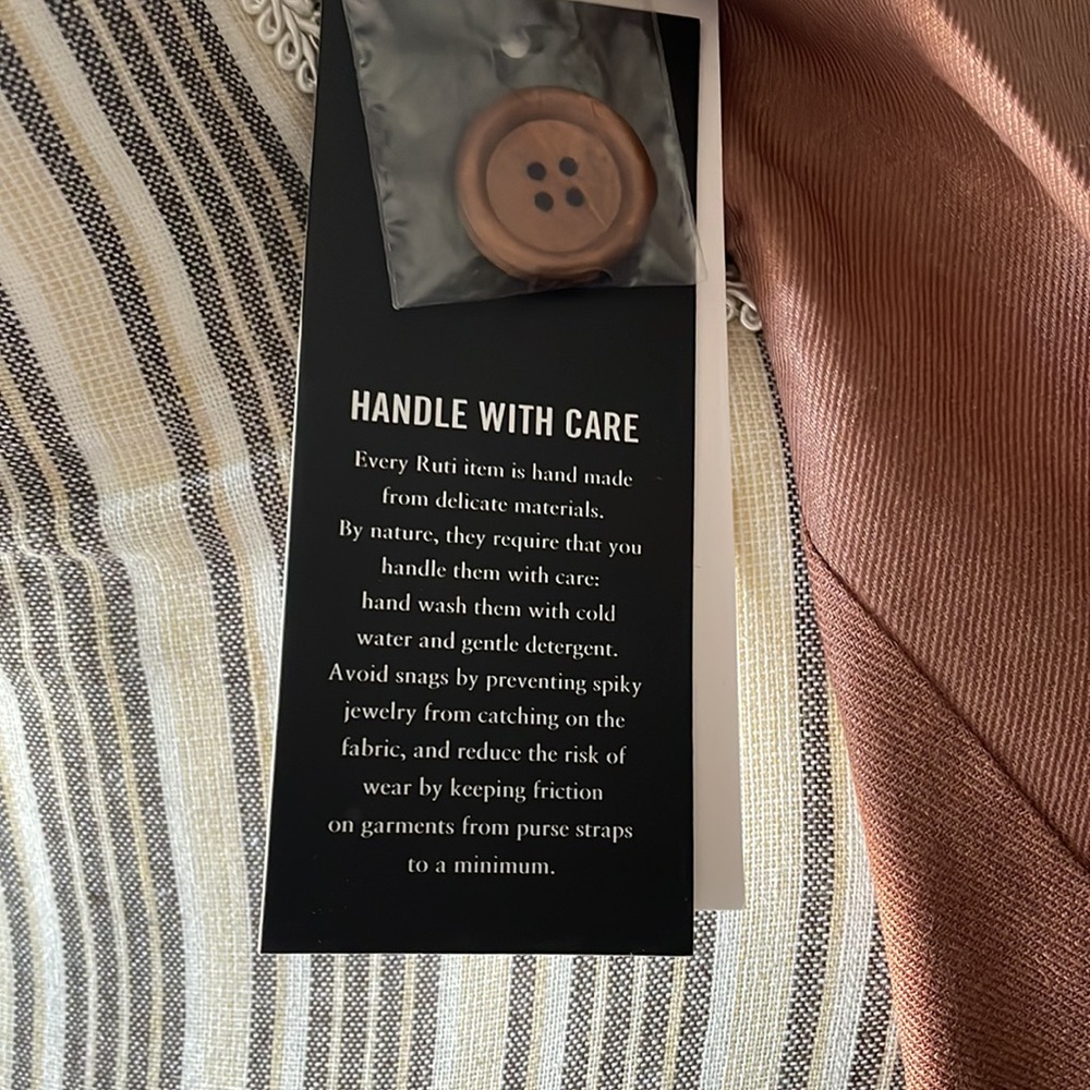 Ruti Linen Alanna Tailored Jacket - Picture 6 of 7